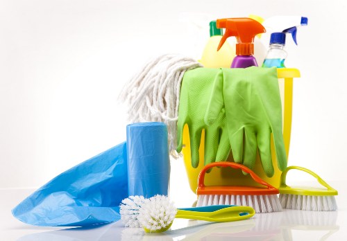 Deep cleaning service for a Paddington flat kitchen and living space